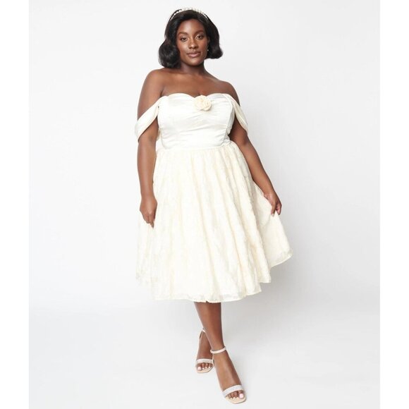 NWT Unique Vintage 1950s Ivory Off-Shoulder Fit & Flare Dress 14 - Picture 4 of 16